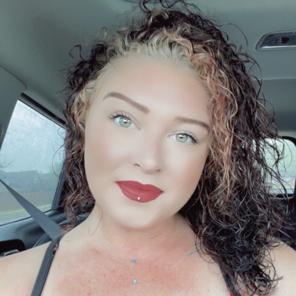 Meet your Posher, Kori